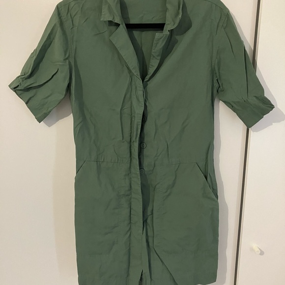 Uniqlo Linen Blend Short Sleeve Romper - Picture 3 of 3